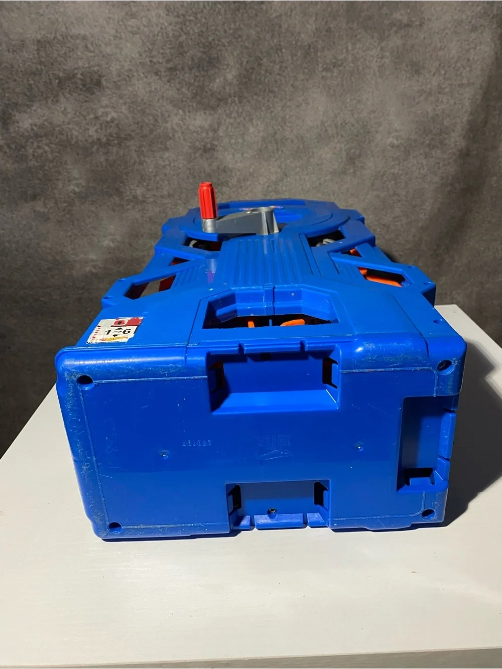 Hot Wheels Mega Garage Car Wheel Storage Tower Playset Crank Lift Blue